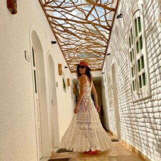 Registros lindos da nossa cliente @carolchaim aproveitando sua estadia aqui em nossa Pousada!!#vemprajeri #jericoacoara #jeri #lagoadoparaiso #tatajuba #kitsurf #prea #praia #sol #ceara #brasil