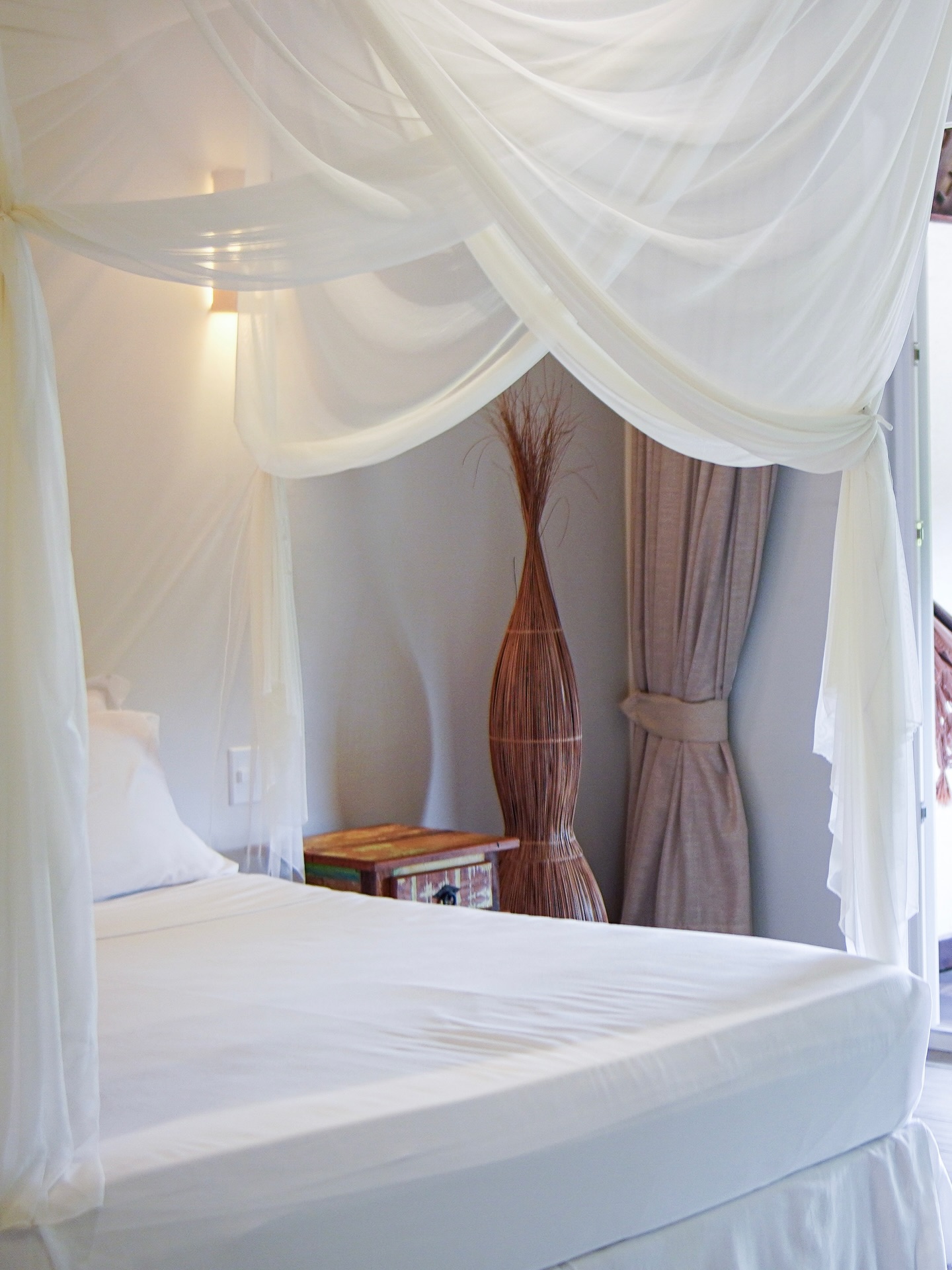 Depois de um dia em Jeri, é aqui que tudo desacelera.
Cama confortável, ambiente tranquilo e o cuidado em cada detalhe.Para você descansar bem e aproveitar cada dia com mais disposição.📲 Faça sua reserva pelo link na bio.——————————————————After a day in Jeri, this is where everything slows down.
A comfortable bed, a peaceful atmosphere and attention to every detail.So you can rest well and enjoy each day with renewed energy.📲 Book your stay via the link in the bio.#jericoacoara #pousadajeri #hospedagemjeri #viajarparajeri #experienciajeri